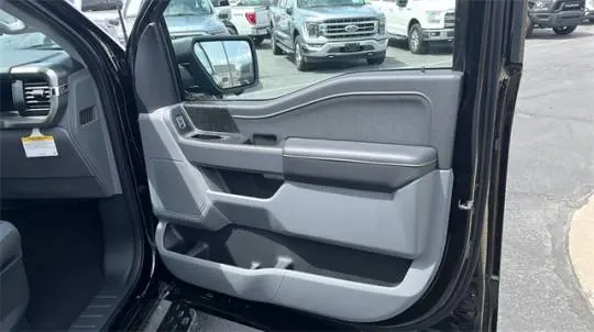 2025 Ford F-150 Lightning 1FTVW3LK3SWG10607