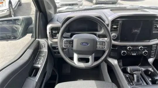 2025 Ford F-150 Lightning 1FTVW3LK3SWG10607