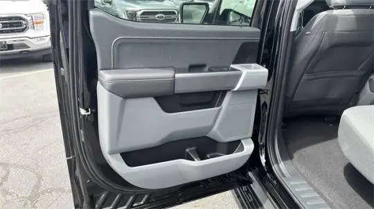2025 Ford F-150 Lightning 1FTVW3LK3SWG10607