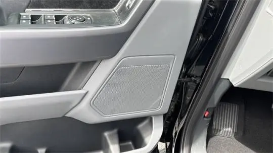 2025 Ford F-150 Lightning 1FTVW3LK3SWG10607