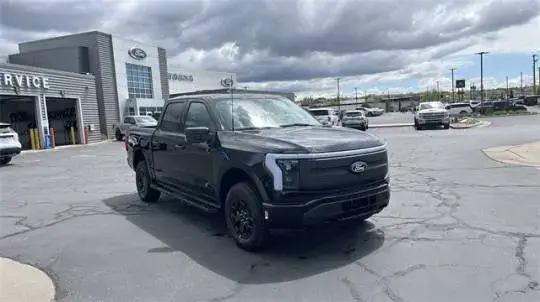 2025 Ford F-150 Lightning 1FTVW3LK3SWG10607