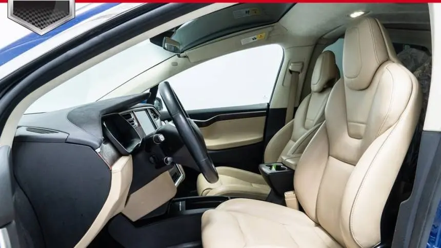 2016 Tesla Model X 5YJXCAE43GF000593