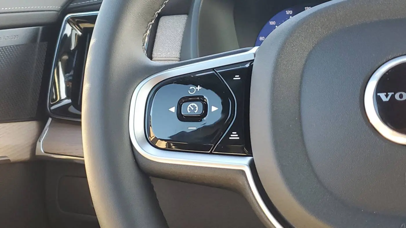 2025 Volvo XC90 YV4H60PB8S1380434