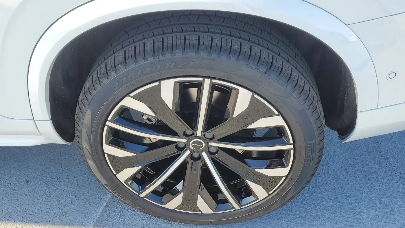 2025 Volvo XC90 YV4H60PB8S1380434