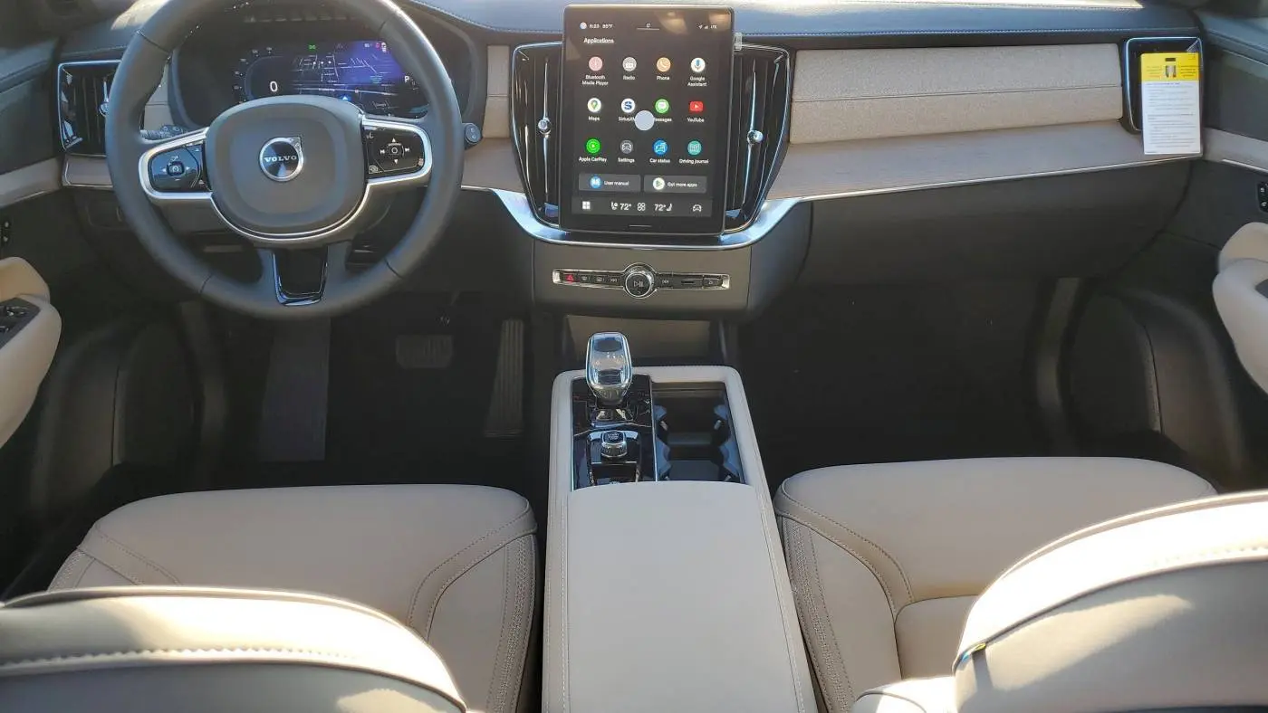 2025 Volvo XC90 YV4H60PB8S1380434