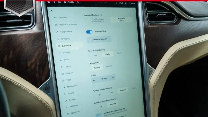 2016 Tesla Model X 5YJXCAE43GF000593