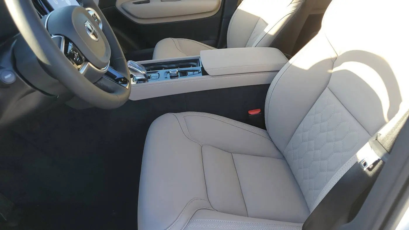 2025 Volvo XC90 YV4H60PB8S1380434