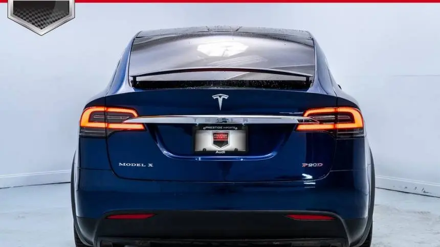 2016 Tesla Model X 5YJXCAE43GF000593
