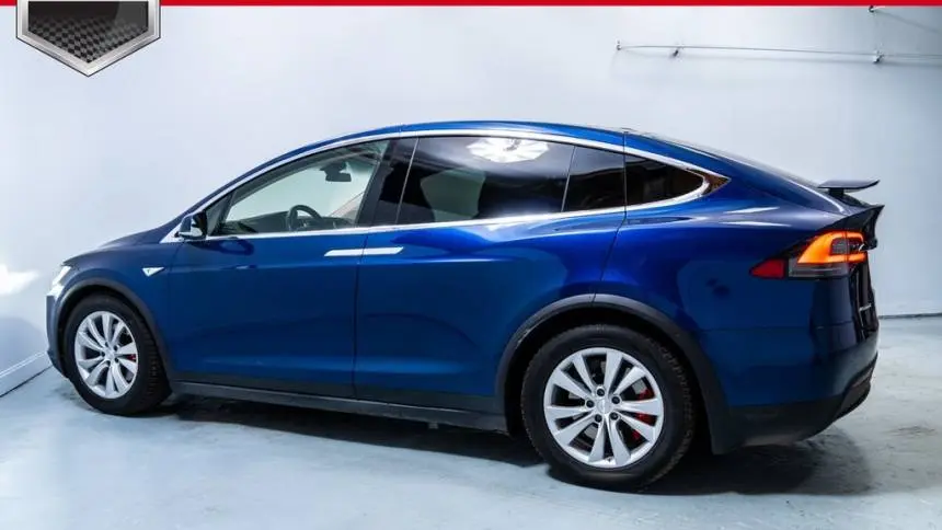 2016 Tesla Model X 5YJXCAE43GF000593