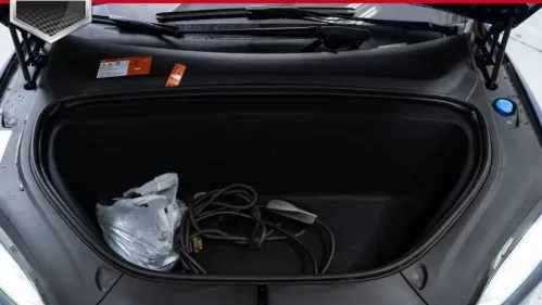 2016 Tesla Model X 5YJXCAE43GF000593