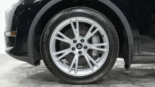 2024 Tesla Model Y 7SAYGDEE4RA231699