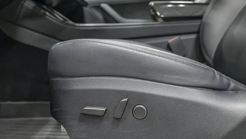 2024 Tesla Model Y 7SAYGDEE4RA231699
