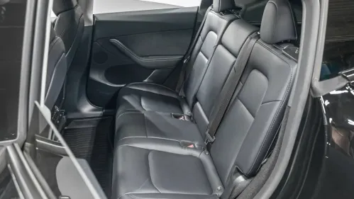 2024 Tesla Model Y 7SAYGDEE4RA231699