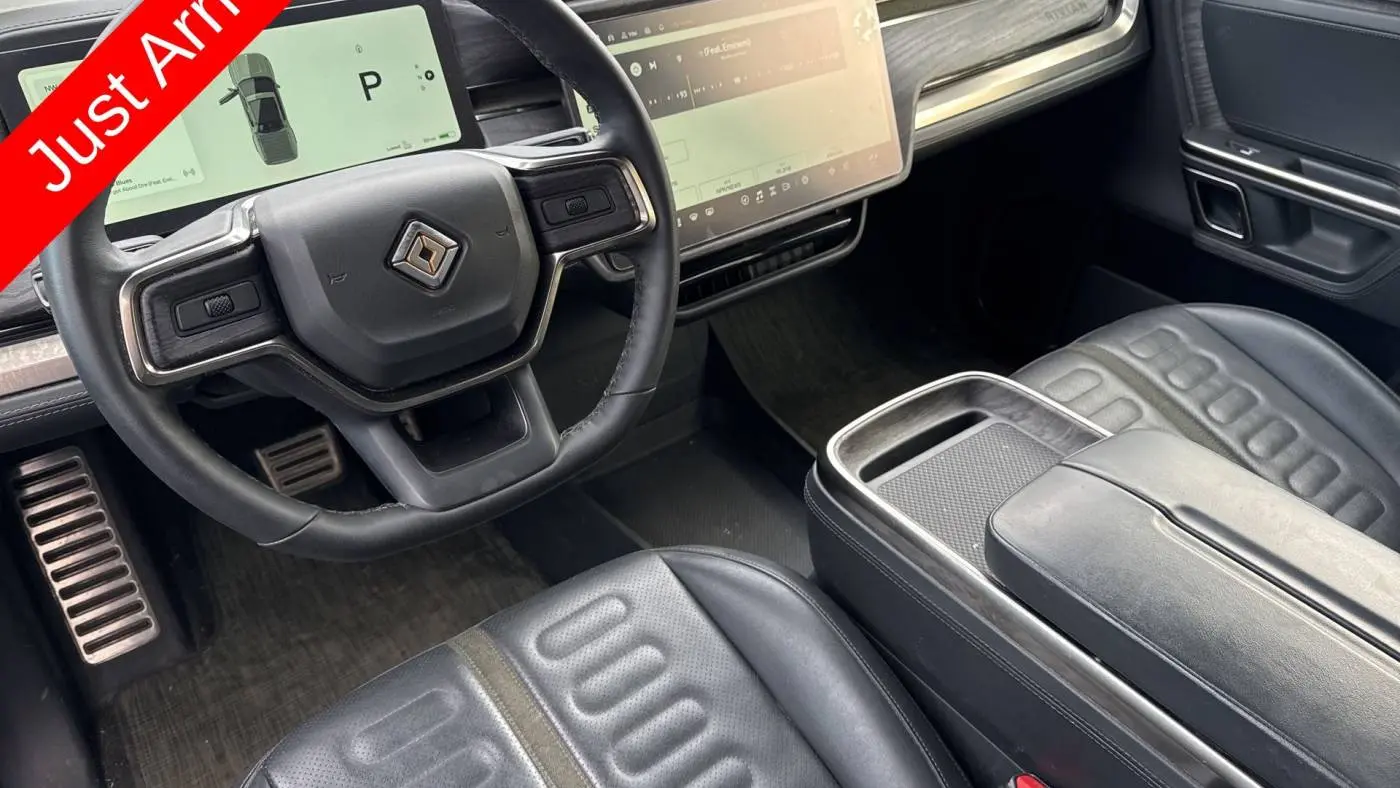 2022 Rivian R1T 7FCTGAAL1NN001878