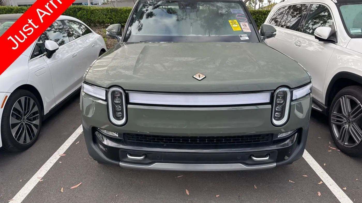 2022 Rivian R1T 7FCTGAAL1NN001878