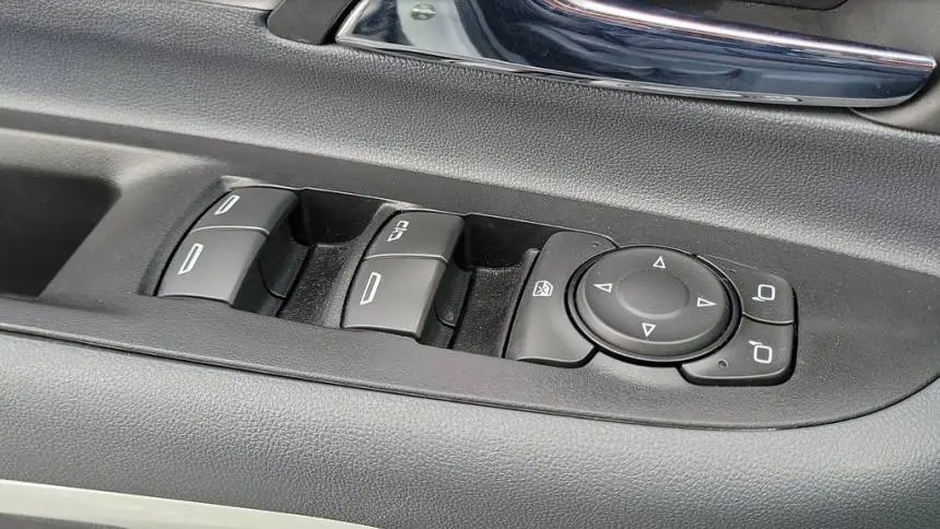 2021 Chevrolet Bolt 1G1FZ6S00M4111445