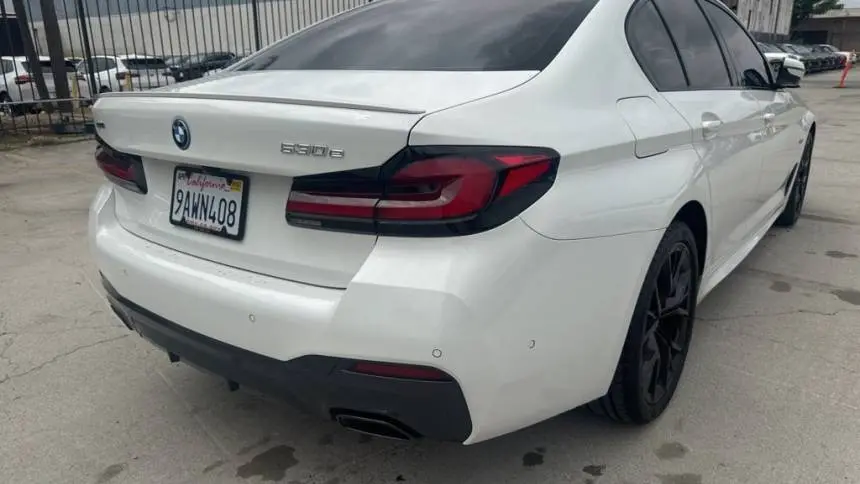 2022 BMW 5 Series WBA13AG09NCK27391