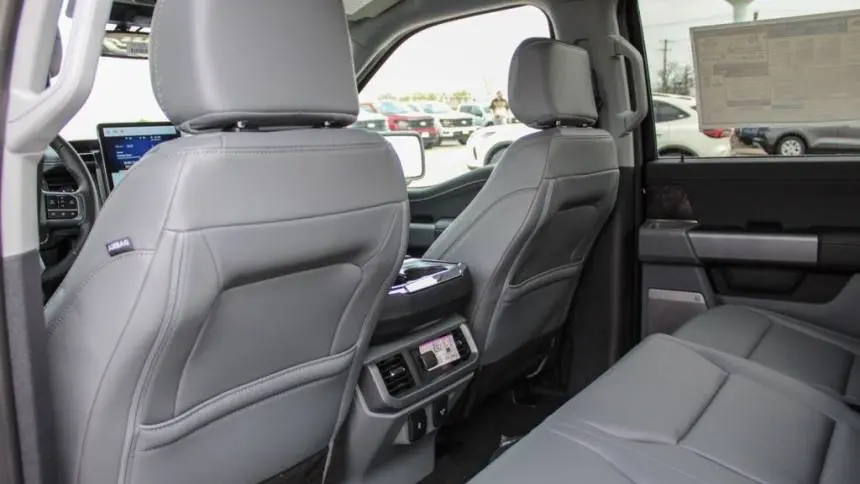 2025 Ford F-150 Lightning 1FT6W3L70SWG05171