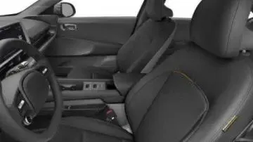 2025 Hyundai IONIQ 6 KMHM34AA2SA087786