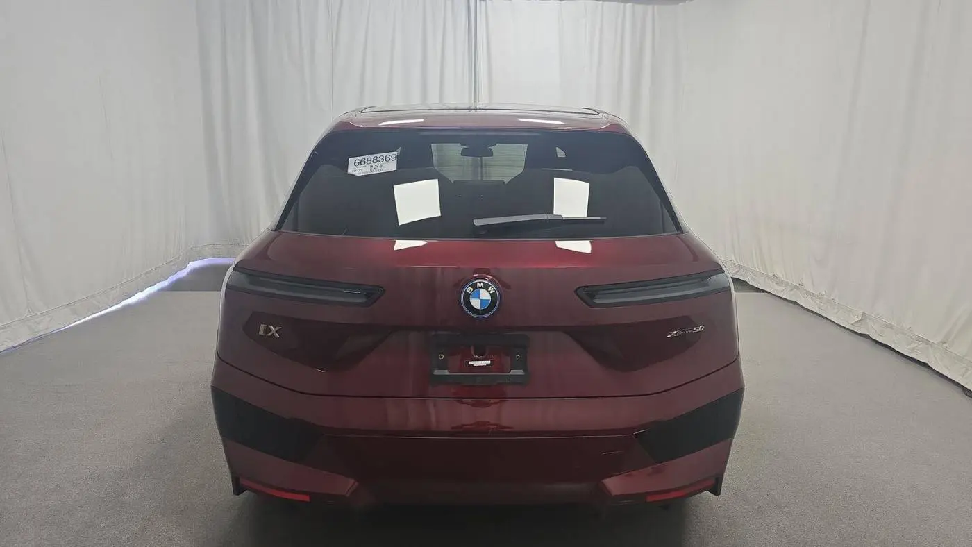 2024 BMW iX WB523CF01RCN21020