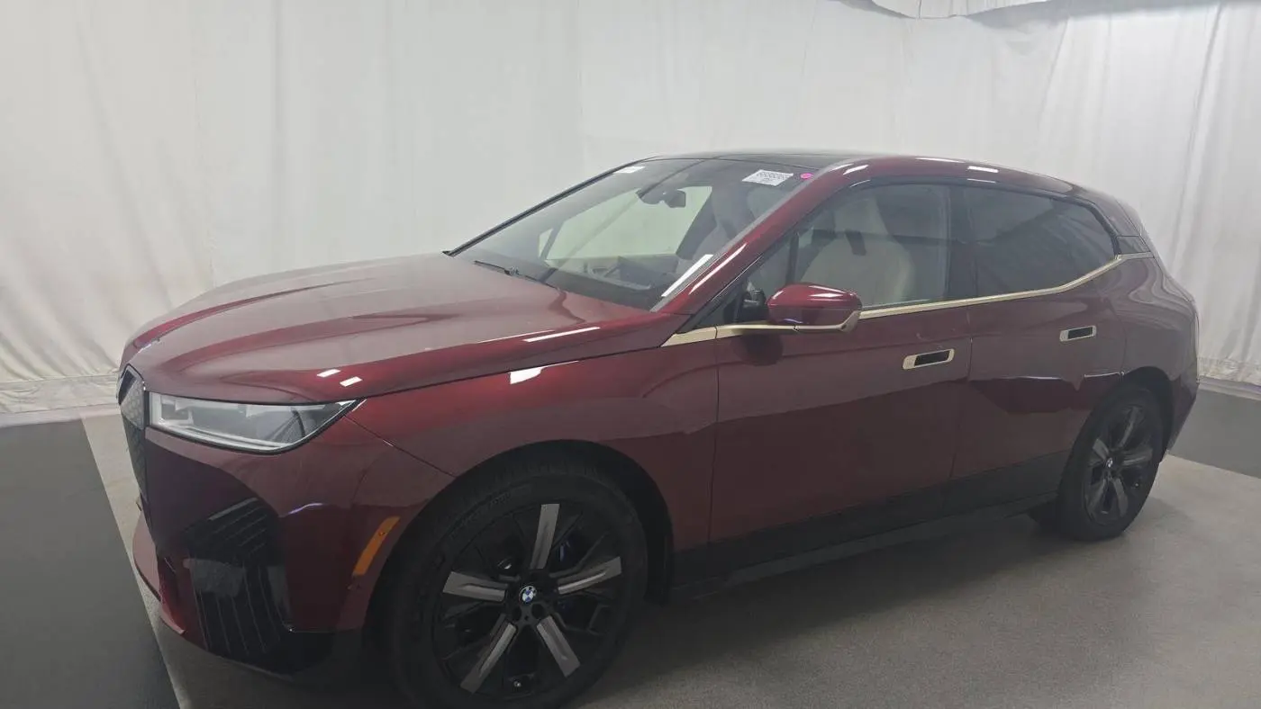 2024 BMW iX WB523CF01RCN21020