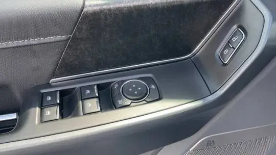 2024 Ford F-150 Lightning 1FT6W3L71RWG19011