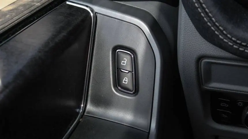2025 Ford F-150 Lightning 1FT6W3L70SWG05171