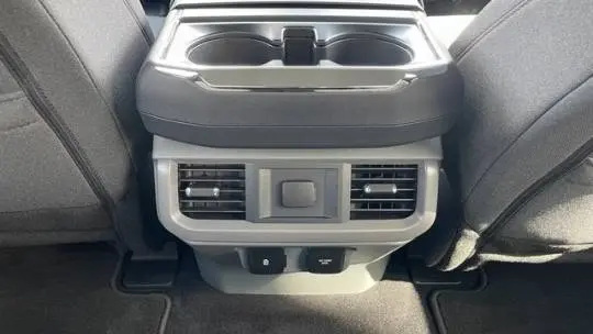 2024 Ford F-150 Lightning 1FT6W3L71RWG19011