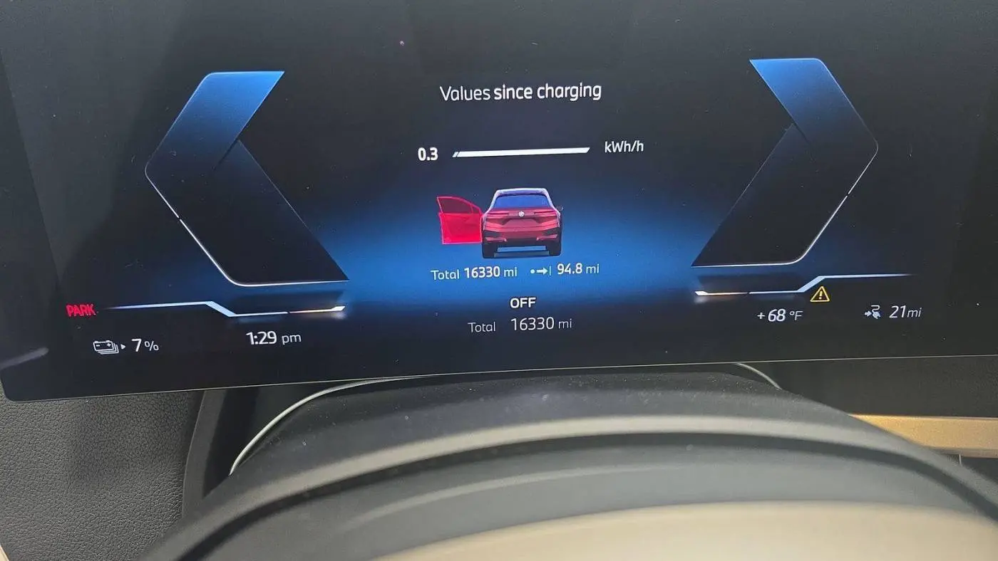 2024 BMW iX WB523CF01RCN21020