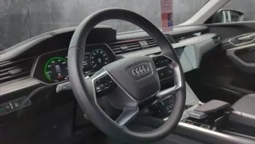 2022 Audi e-tron WA1LAAGE7NB015358