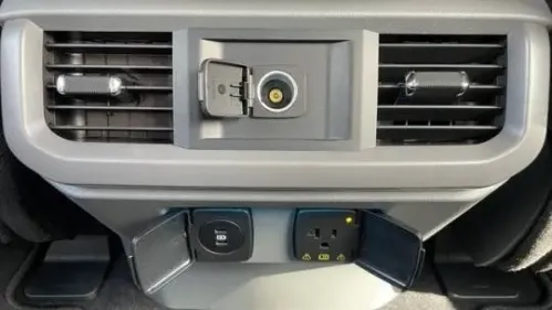 2024 Ford F-150 Lightning 1FT6W3L71RWG19011