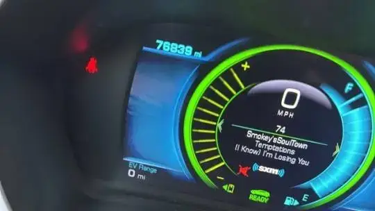 2017 Chevrolet VOLT - Images - 4