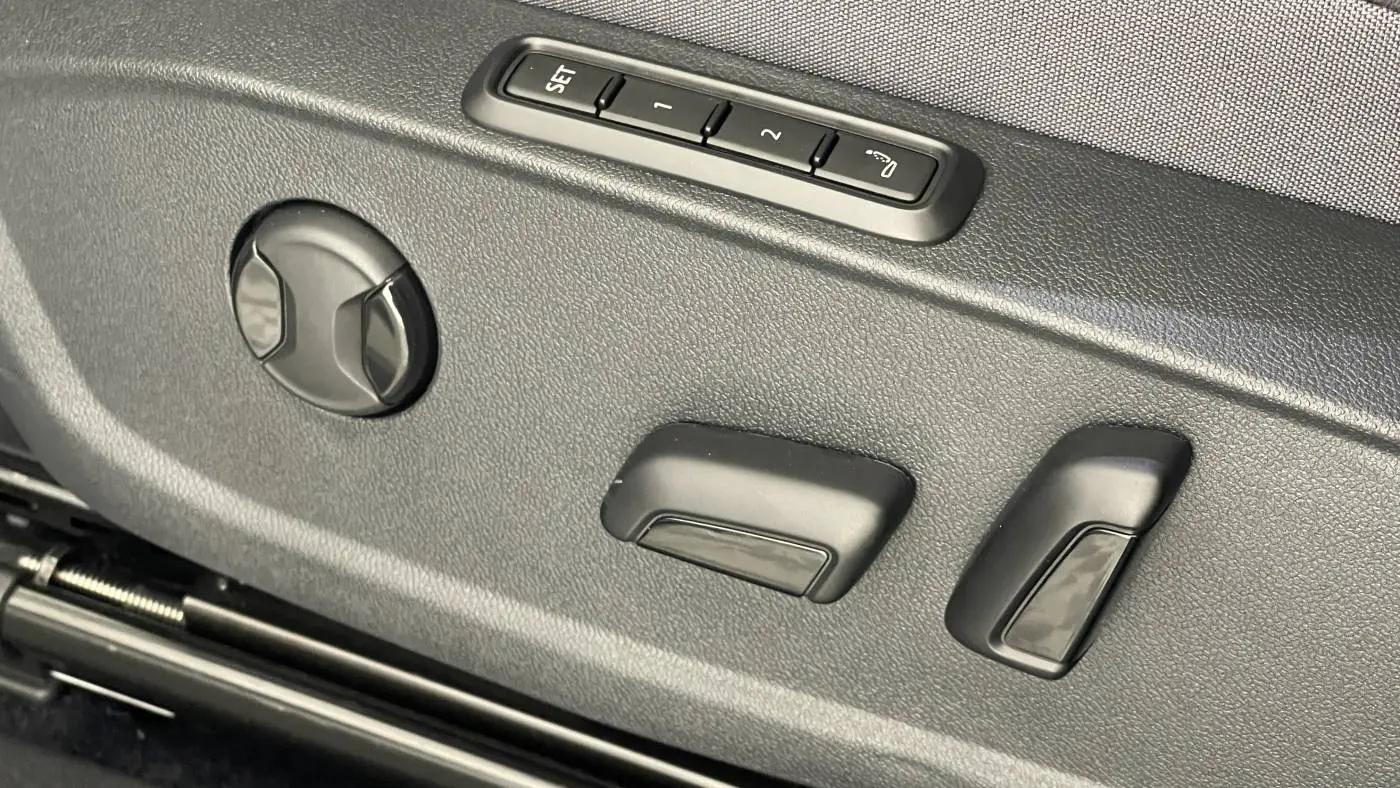 2025 Volkswagen ID.4 1V25MPE87SC001065