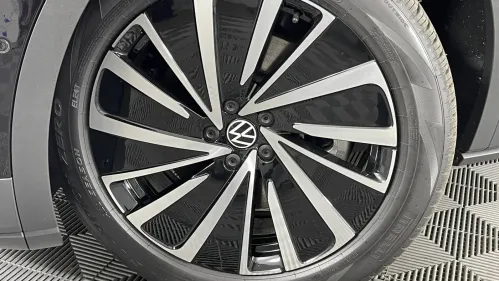 2025 Volkswagen ID.4 1V25MPE87SC001065