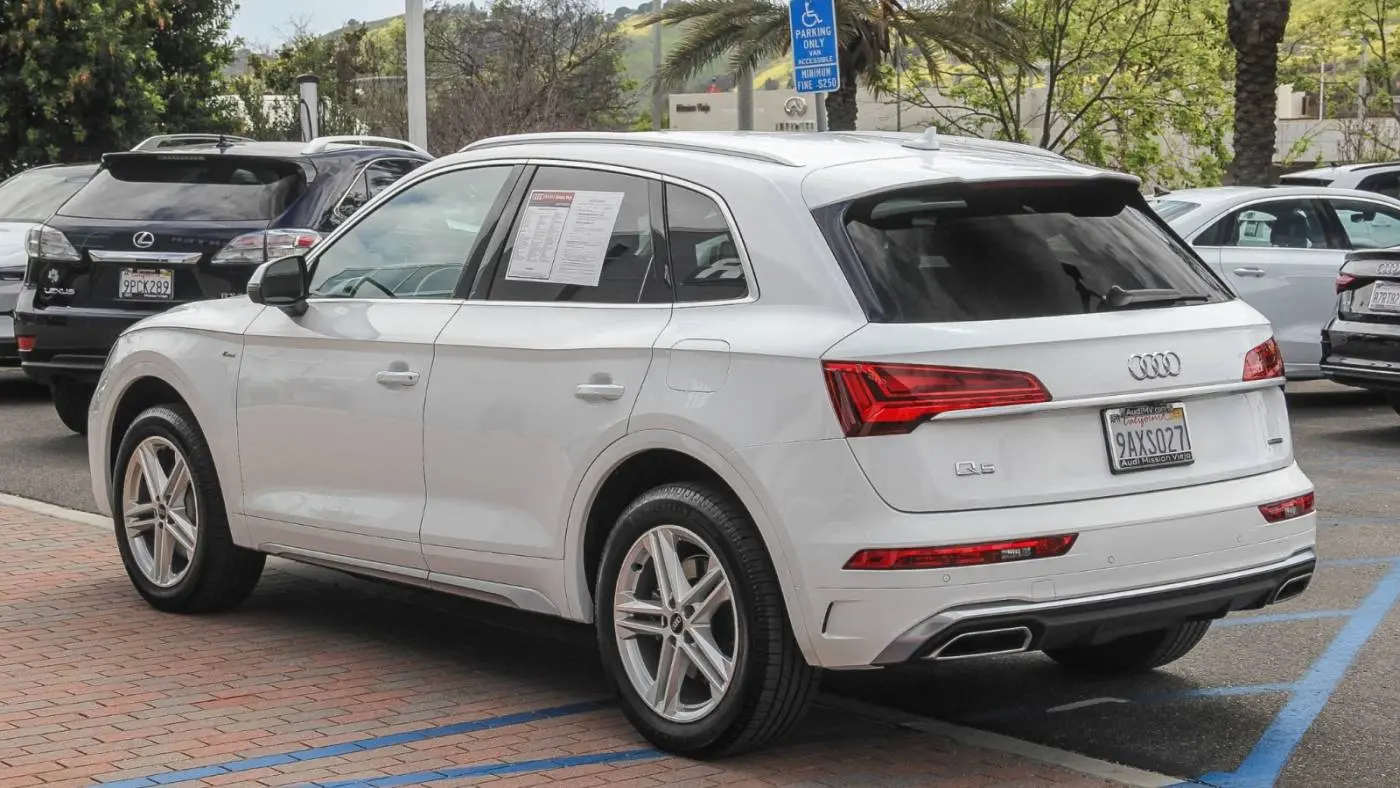 2022 Audi Q5 WA1G2AFY3N2082551
