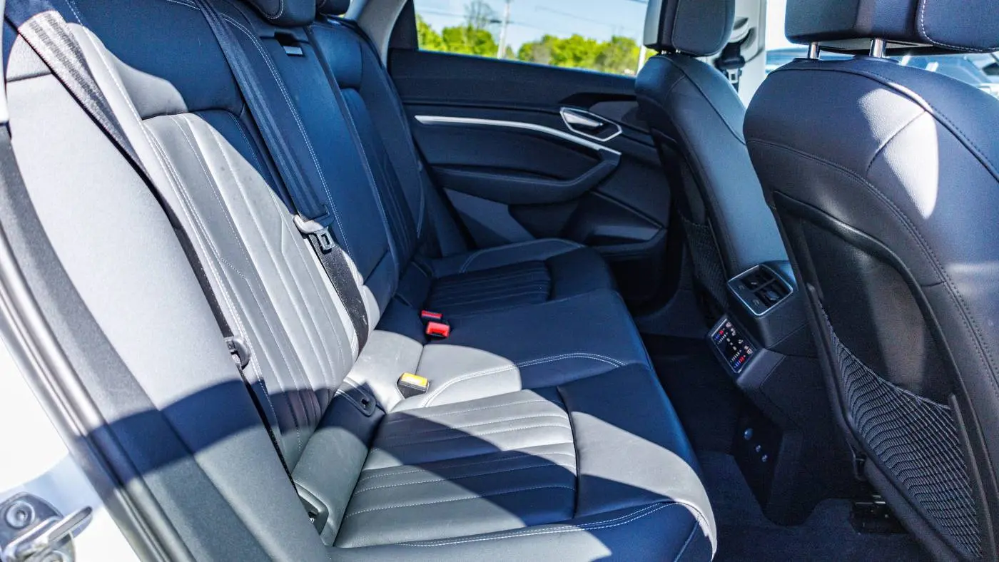 2022 Audi e-tron WA1AAAGE7NB023760