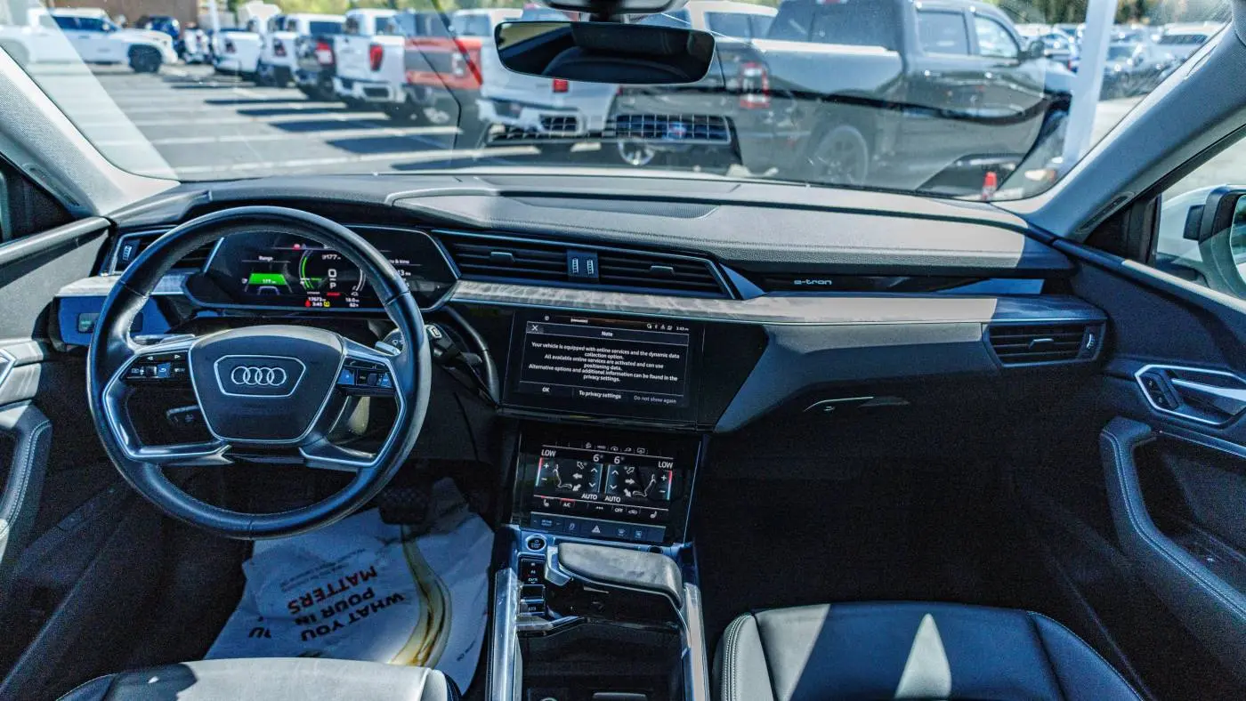 2022 Audi e-tron WA1AAAGE7NB023760