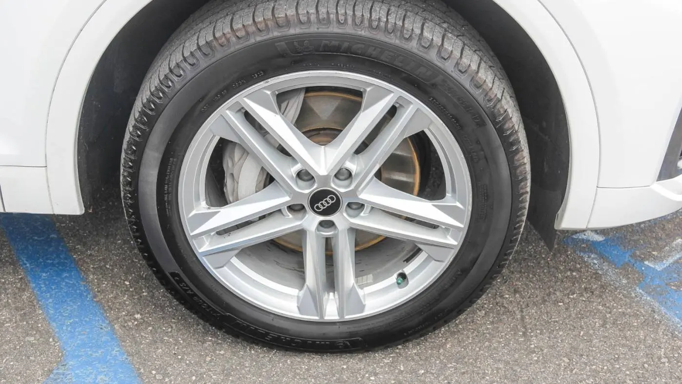 2022 Audi Q5 WA1G2AFY3N2082551