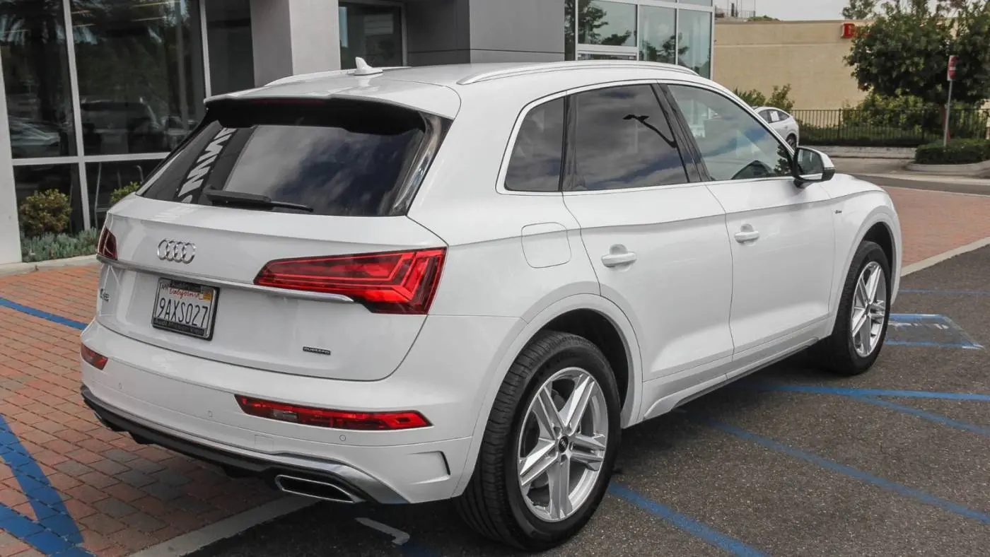 2022 Audi Q5 WA1G2AFY3N2082551