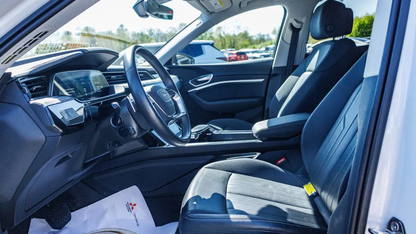 2022 Audi e-tron WA1AAAGE7NB023760