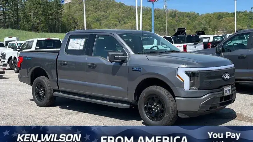 2025 Ford F-150 Lightning 1FTVW3LK3SWG05570