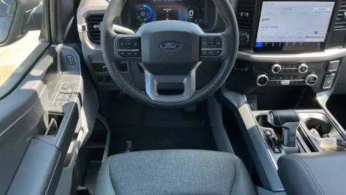 2025 Ford F-150 Lightning 1FTVW3LK3SWG05570