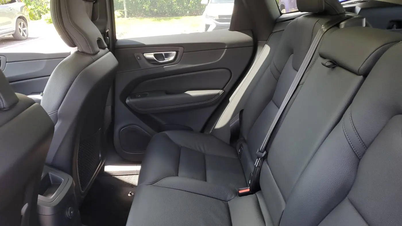 2025 Volvo XC60 YV4H60RC2S1204680