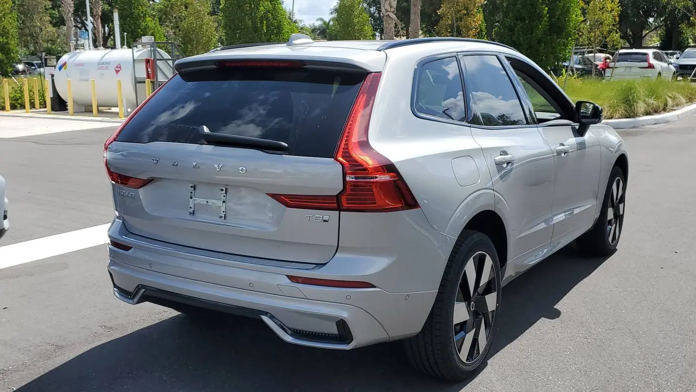 2025 Volvo XC60 YV4H60RC2S1204680