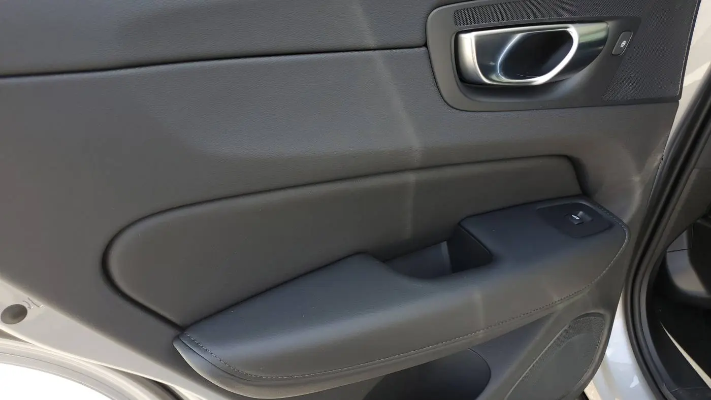 2025 Volvo XC60 YV4H60RC2S1204680
