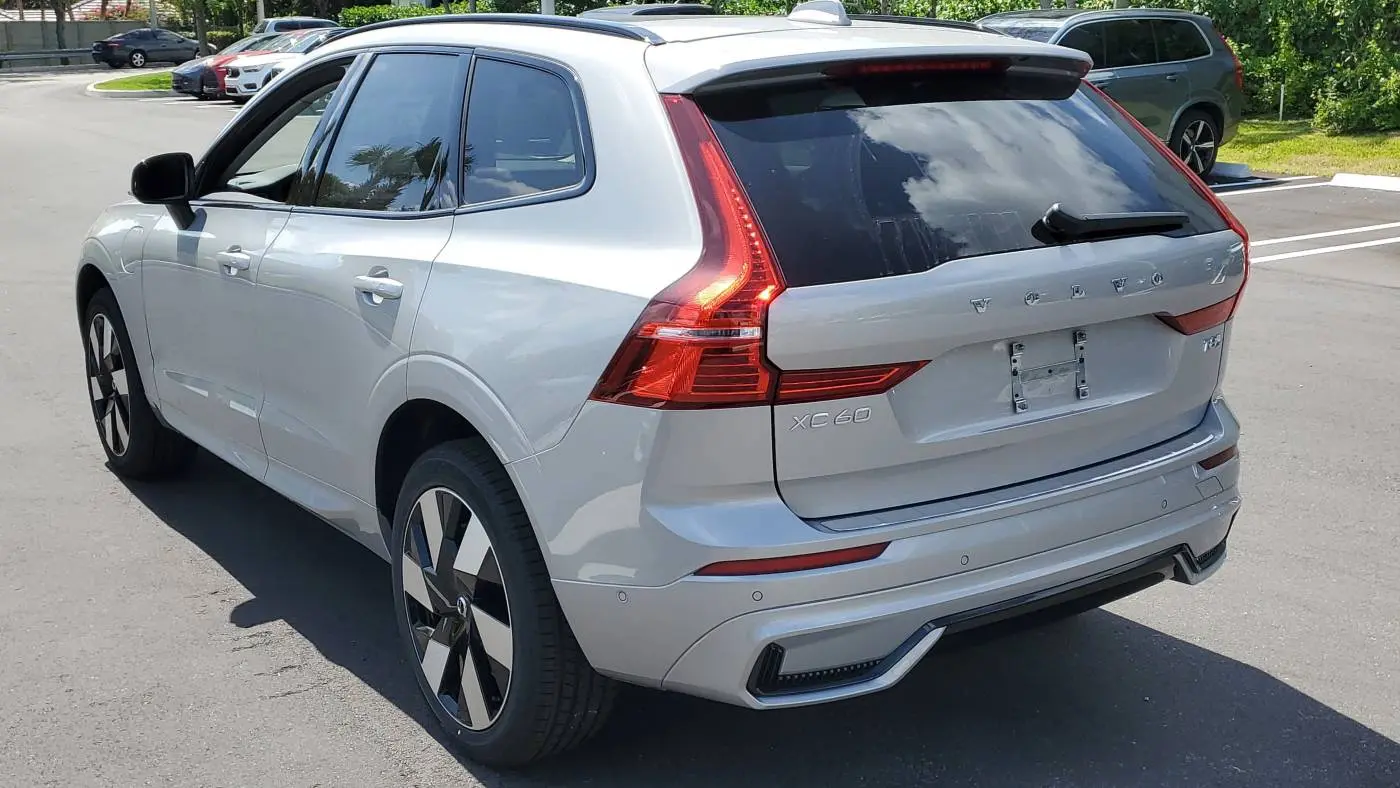 2025 Volvo XC60 YV4H60RC2S1204680