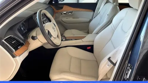 2022 Volvo XC90 - Images - 4