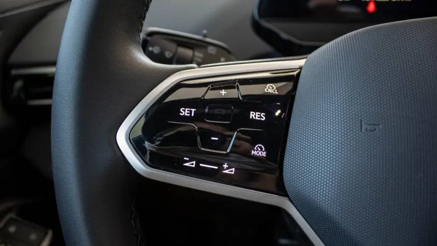 2025 Volkswagen ID.4 1V2DSPE88SC005336
