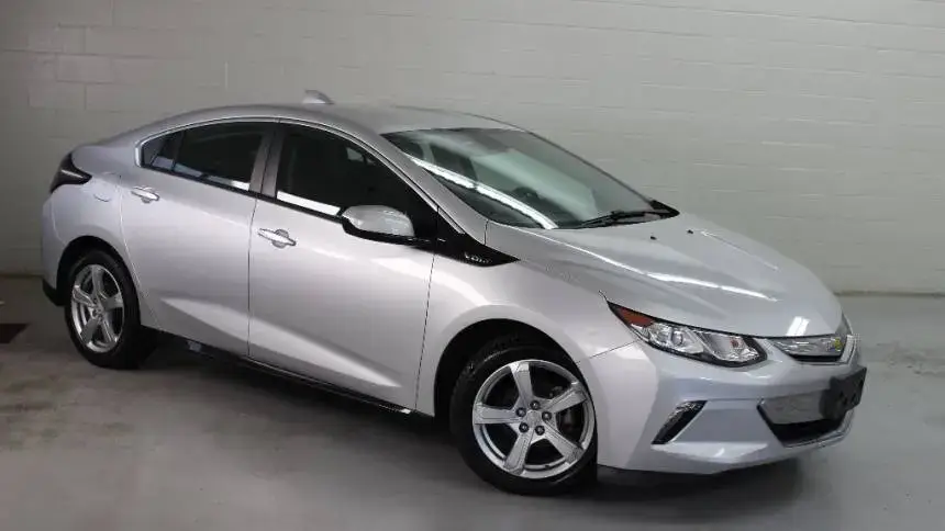 2017 Chevrolet VOLT - Images - 1