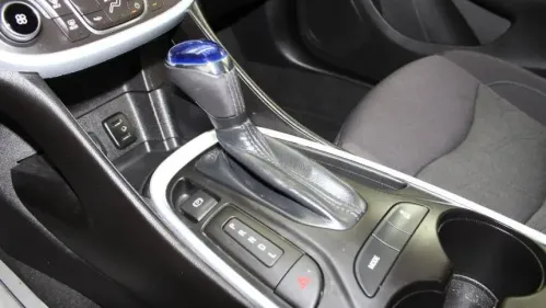 2017 Chevrolet VOLT - Images - 14